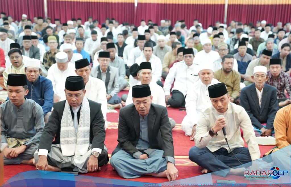 Di Masjid Agung Al Ikhlas Bagansiapiapi Dan Gelar Open House